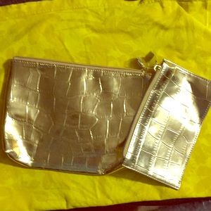 Estée Lauder 2 Cosmetic Bags never been used.